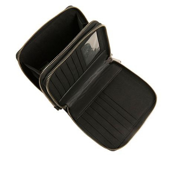 🆕️Sam Edelman Alessandra Fringe Wristlet - Picture 3 of 3